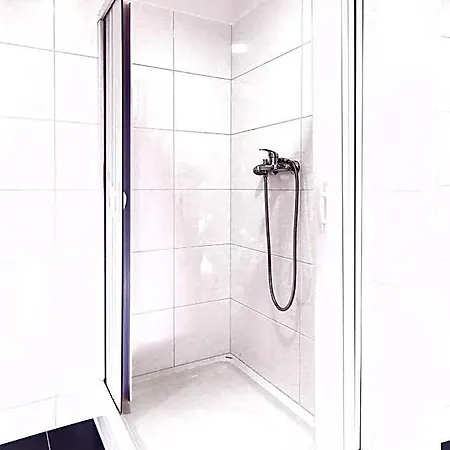 بيت شباب Design 101 Dalmatinac *