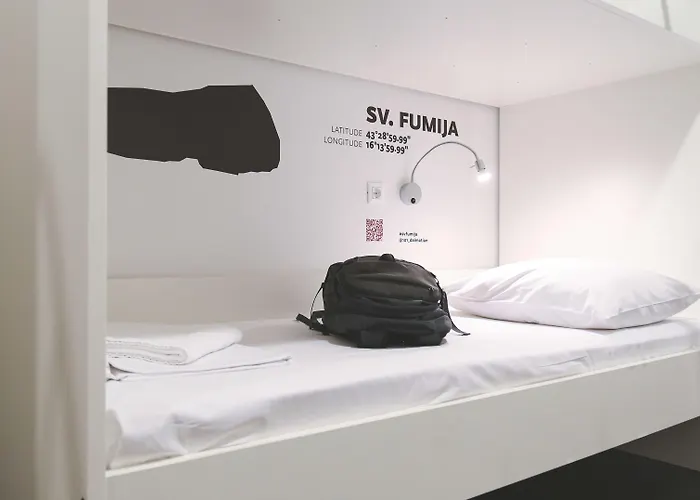 Hostel Design 101 Dalmatinac Σπλιτ